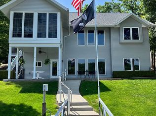 233 Old Blacksmith Ln, Gravois Mills, MO 65037