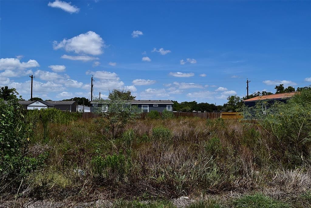30 Avenue E St, Van Vleck, TX 77482 MLS 28558672 Zillow