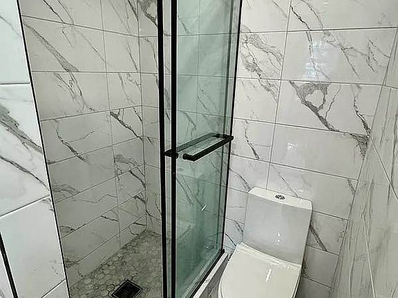 5th image of 120 Charles St #3