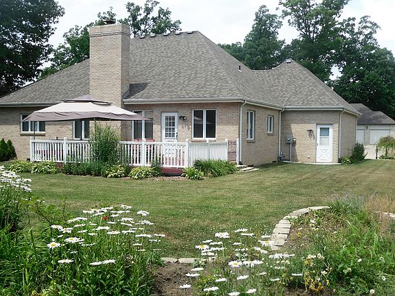 Well landscaped yard!