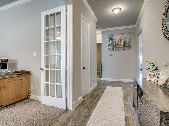 5th image of 6849 Cambridge Dr