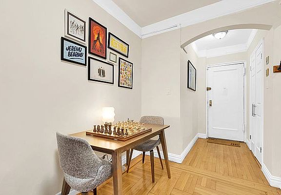 5th image of 47-55 39th Pl #E2