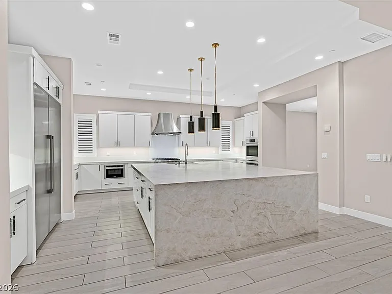 65 Garibaldi Way — Photo 16