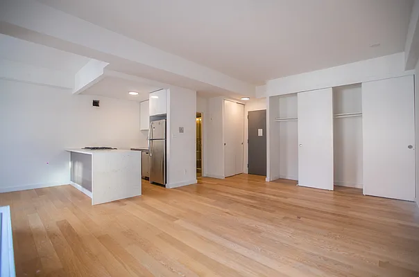 Rented by Commercial Capital Resources INC | media 36