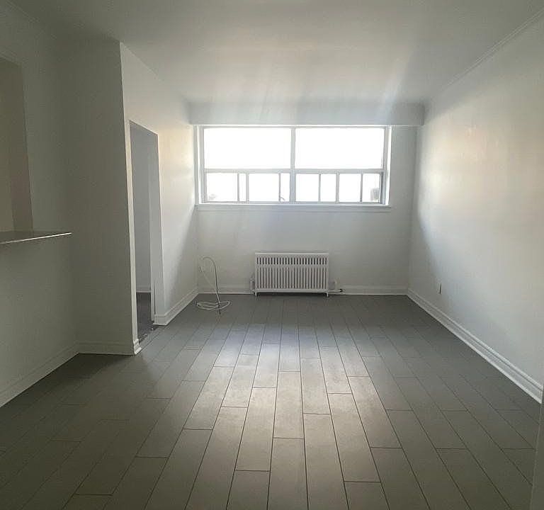 50 Neptune Dr Toronto ON Zillow