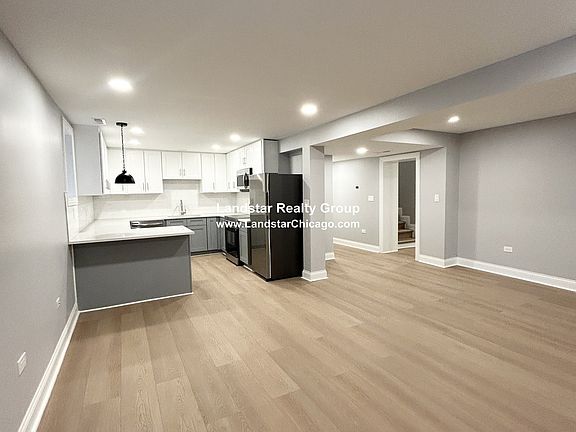 5th image of 901 W Agatite Ave #G