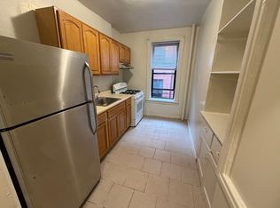 28-05 23rd St #2A, Astoria, NY 11102