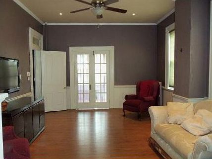 2nd image of 403 Grant St