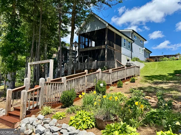 106 Bradley Dr, Wedowee, AL 36278