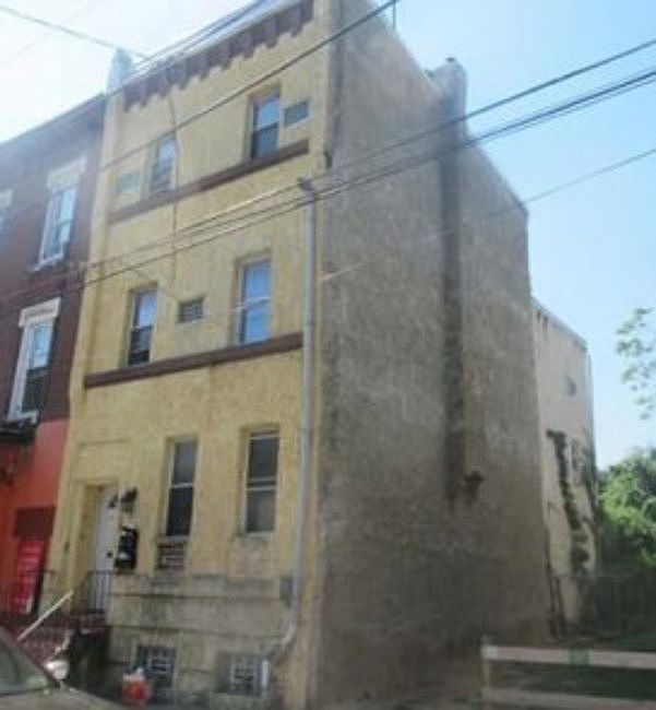 1st image of 1424 W York St