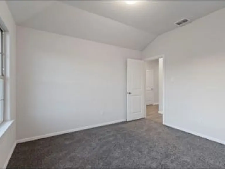 321 Youngblood Ln — Photo 10