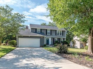 12201 Woodside Falls Rd, Pineville, NC 28134