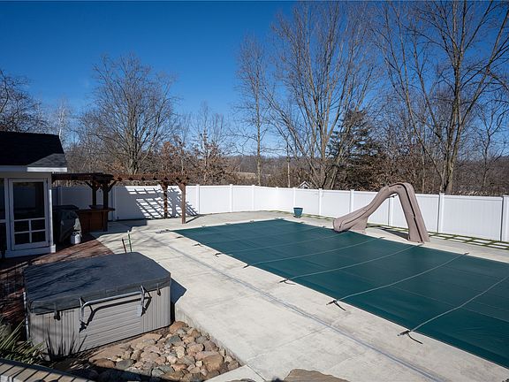 5th image of 1432 Hickory Hollow Rd NE