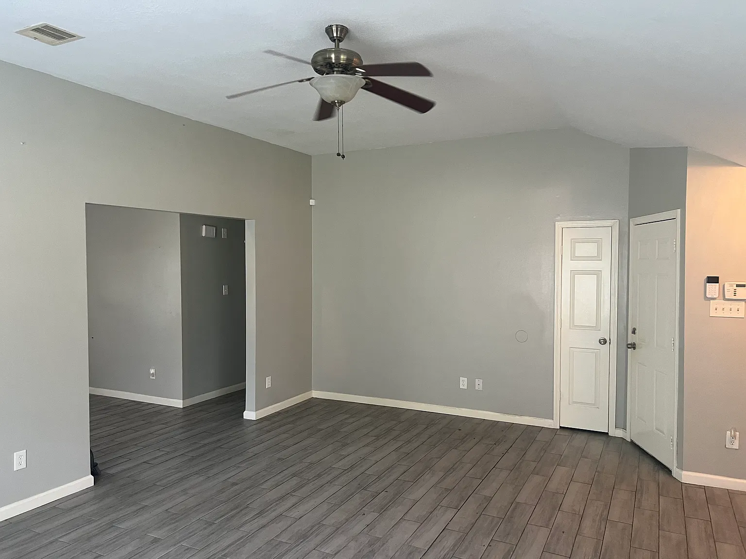 3 bed, 1784 sqft, $1,850 — Photo 3
