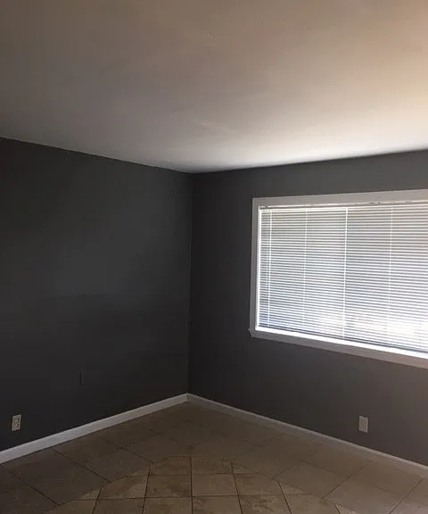 1539 Humboldt St — Photo 31