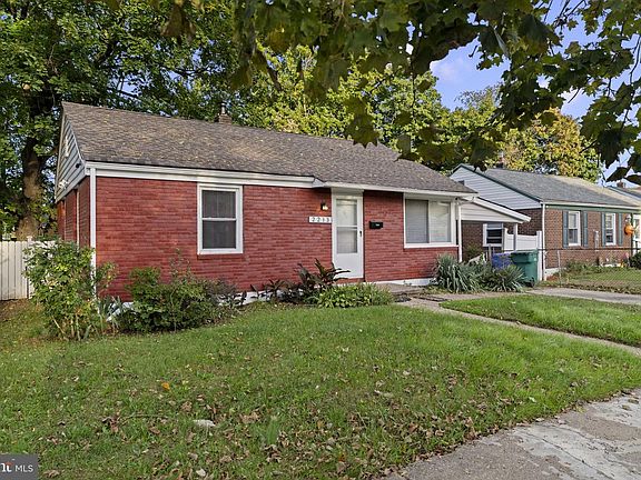 2nd image of 2213 Liberator St
