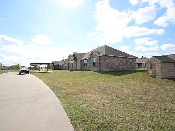 3rd image of 119 Lindas Creek Ln
