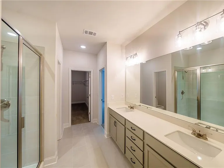 5120 Hillington Way — Photo 30