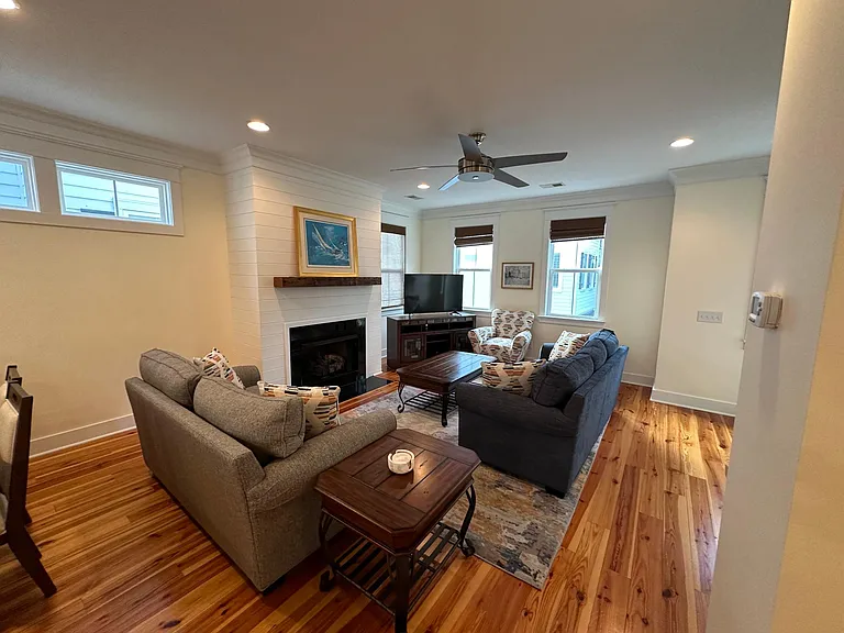 969 Warrick Oaks Ln — Photo 6