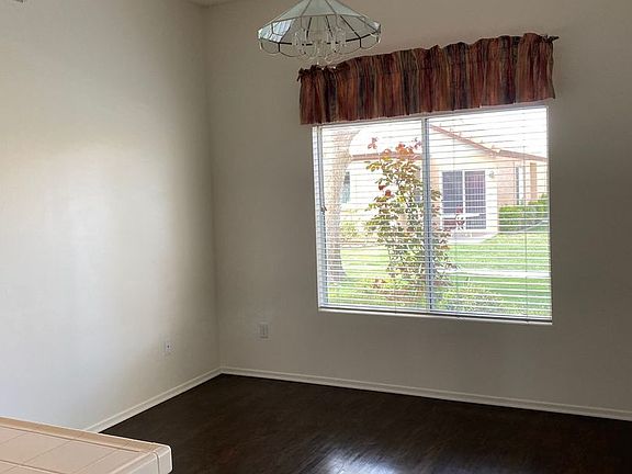 4th image of 11586 Mountain Meadow Dr