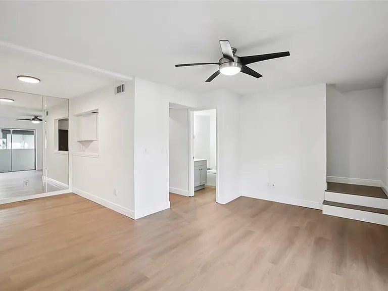 2906 Lichen Ln #B — Photo 7