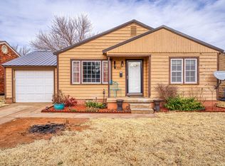 709 W C Ave, Elk City, OK 73644