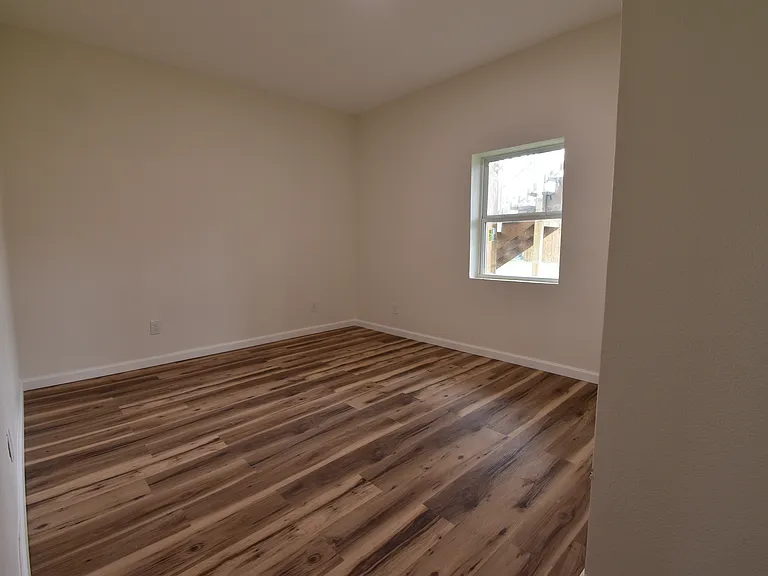 5924 Bryan Pkwy #1 — Photo 14