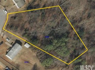 1051 Remington Dr, Conover, NC 28613