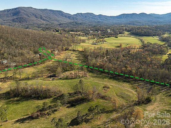 5th image of 1487 Golf Course Rd