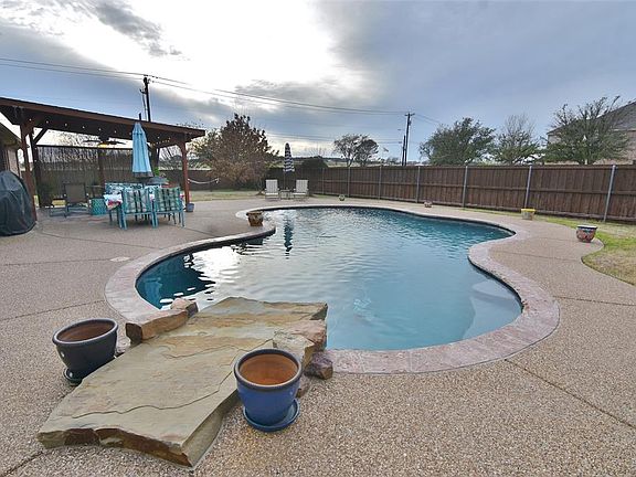 4th image of 1820 Colorado Ct