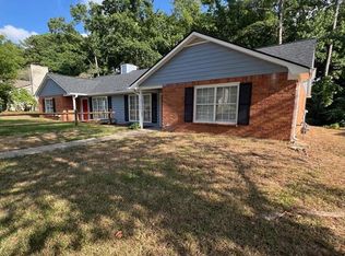 351 Farm Place Ct NE, Woodstock, GA 30188