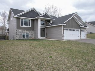 796 Elins Lake Rd SE, Cambridge, MN 55008