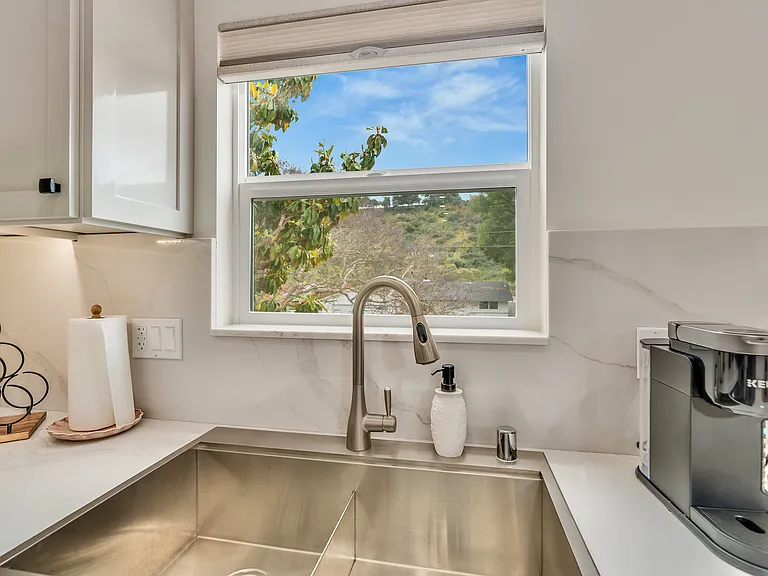 5050 Gardena Ave #5048 — Photo 8