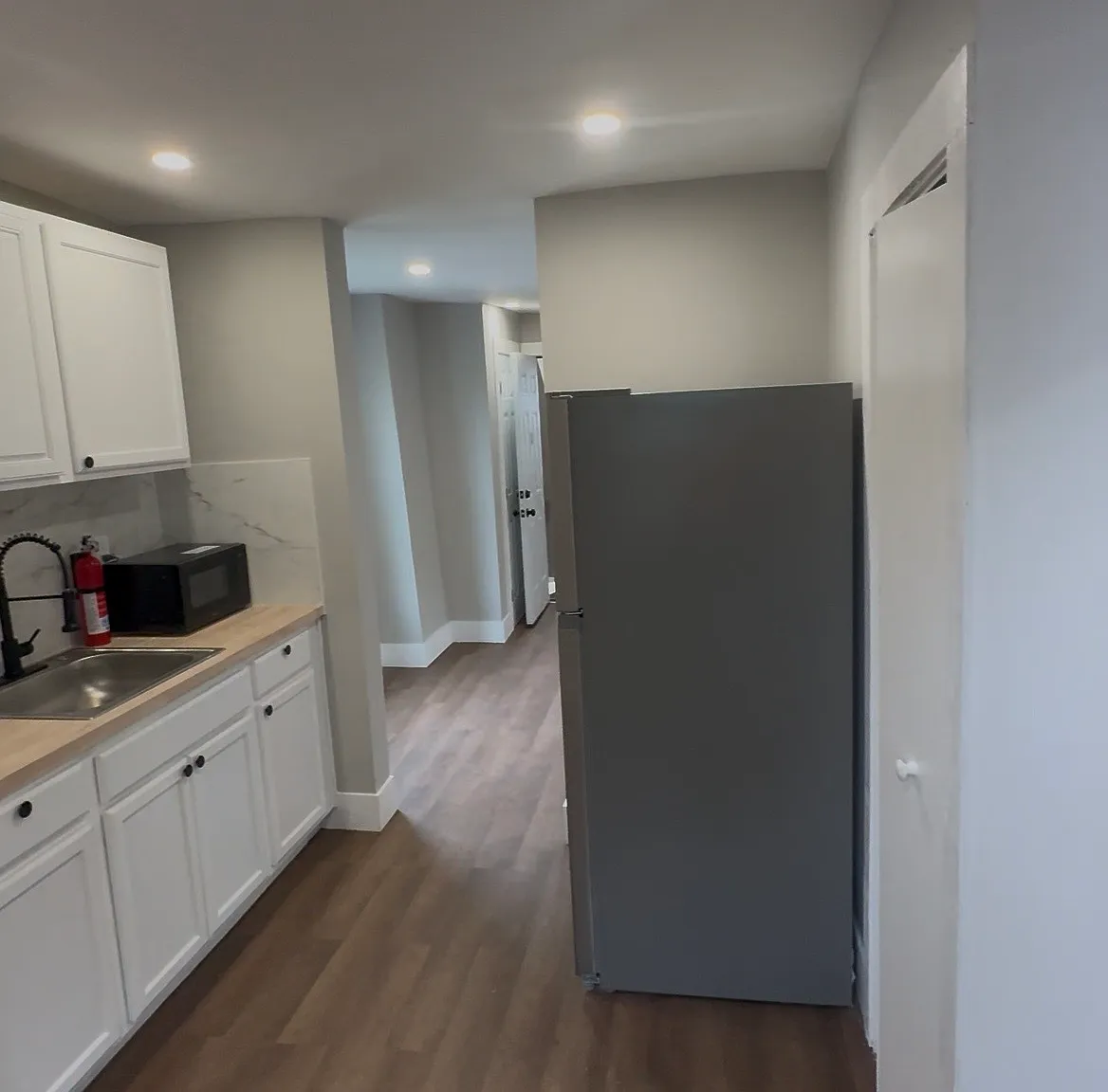 2 bed, 720 sqft, $1,350 — Photo 3