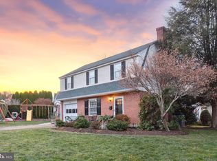 390 Grange Rd, Wayne, PA 19087