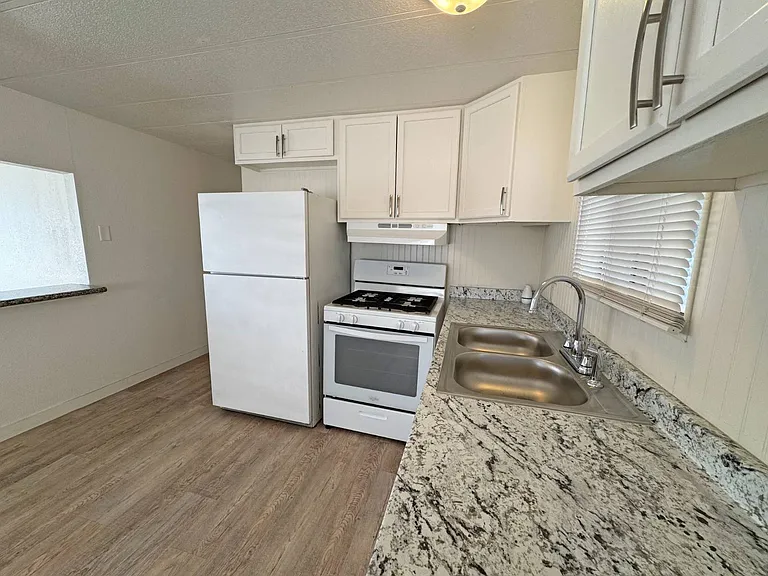 70210 Highway 111 #63 — Photo 3