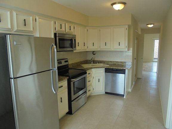 4th image of 9800 Bianco Ter APT E