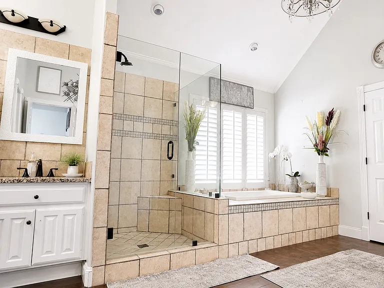 4404 Hollow Oak Dr — Photo 23
