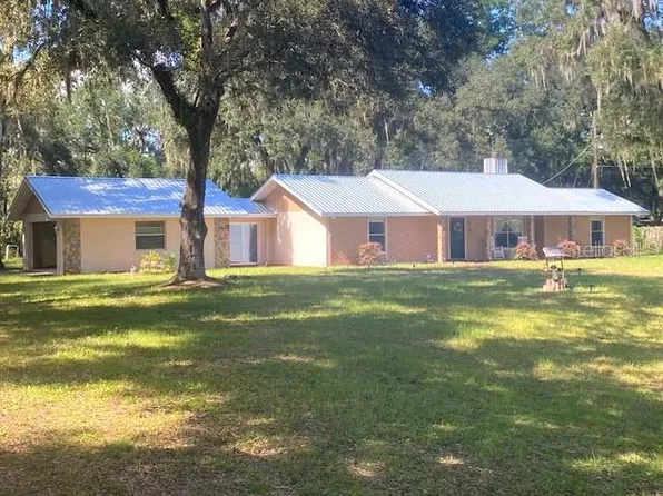 3 Lakeside Dr, Ocala, FL 34482