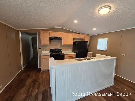 5th image of 320 Rae St Lot 23