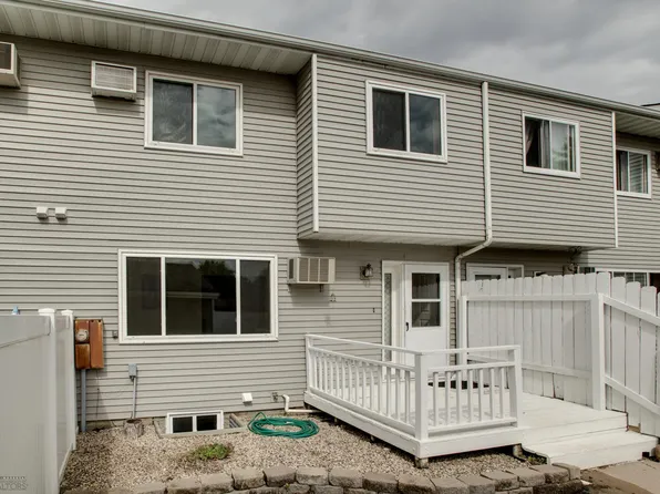 234 19th St E, West Fargo, ND 58078