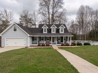 1923 Poe Rd, Soddy Daisy, TN 37379