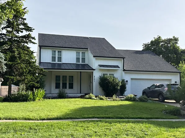 3501 Western Hills Dr, West Des Moines, IA 50265
