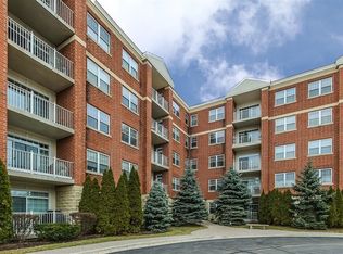 1 Itasca Pl UNIT 405, Itasca, IL 60143