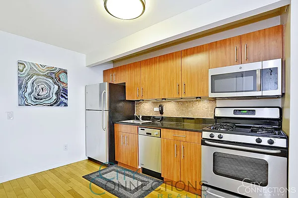 Rented by City Connections Realty | media 59