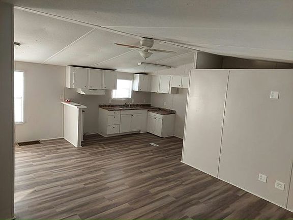 4th image of 11525 Becky Cir #310