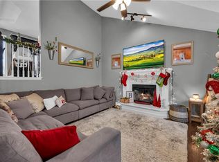 8002 S Church Rd, Pleasant Valley, MO 64068