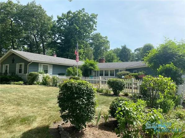 4754 Vogel Dr, Toledo, OH 43613