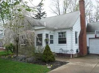 2034 Revere Rd, Cleveland Heights, OH 44118