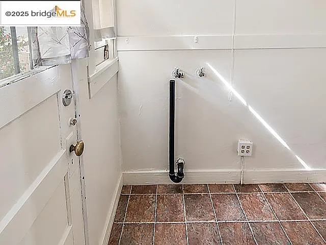 518 44th St #518B — Photo 8